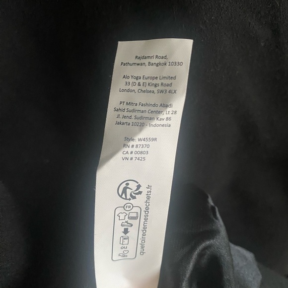 New Alo Yoga Formation Trench Coat Black - Picture 15 of 15